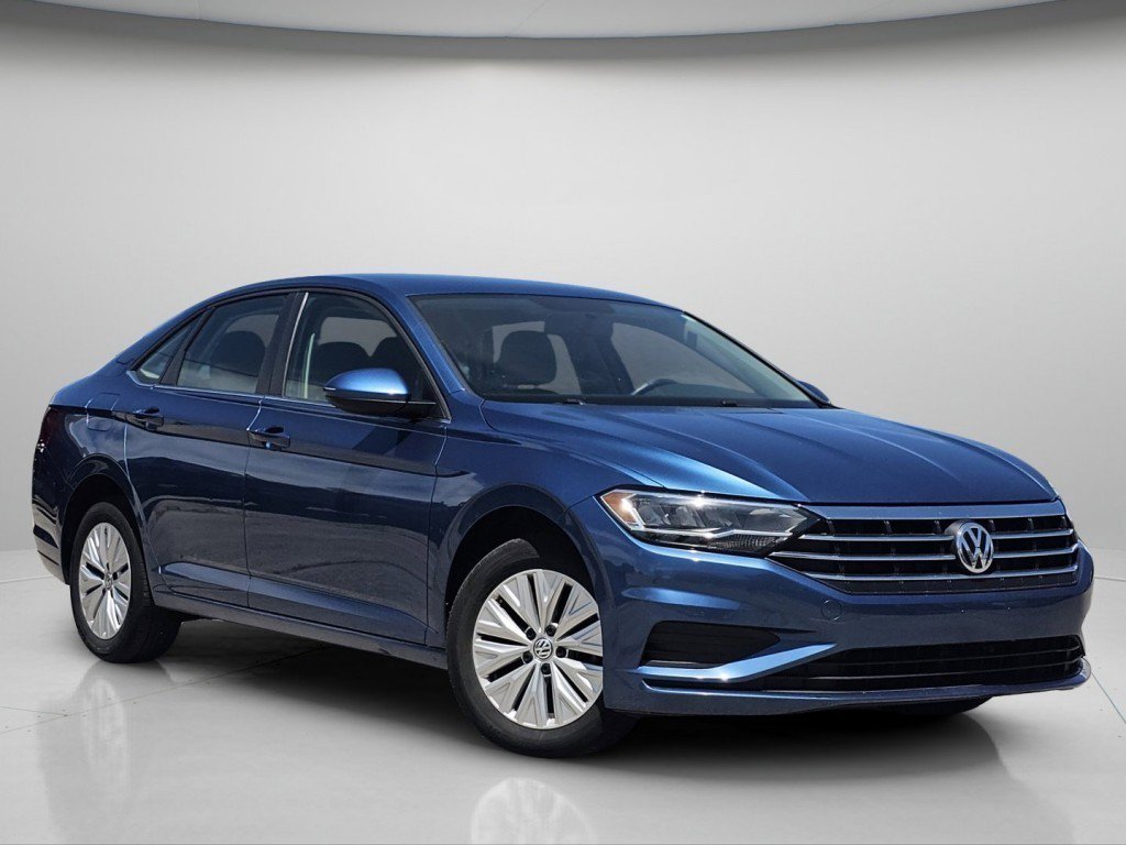 Used 2020 Volkswagen Jetta S w/ Driver Assistance Package FWD image 2