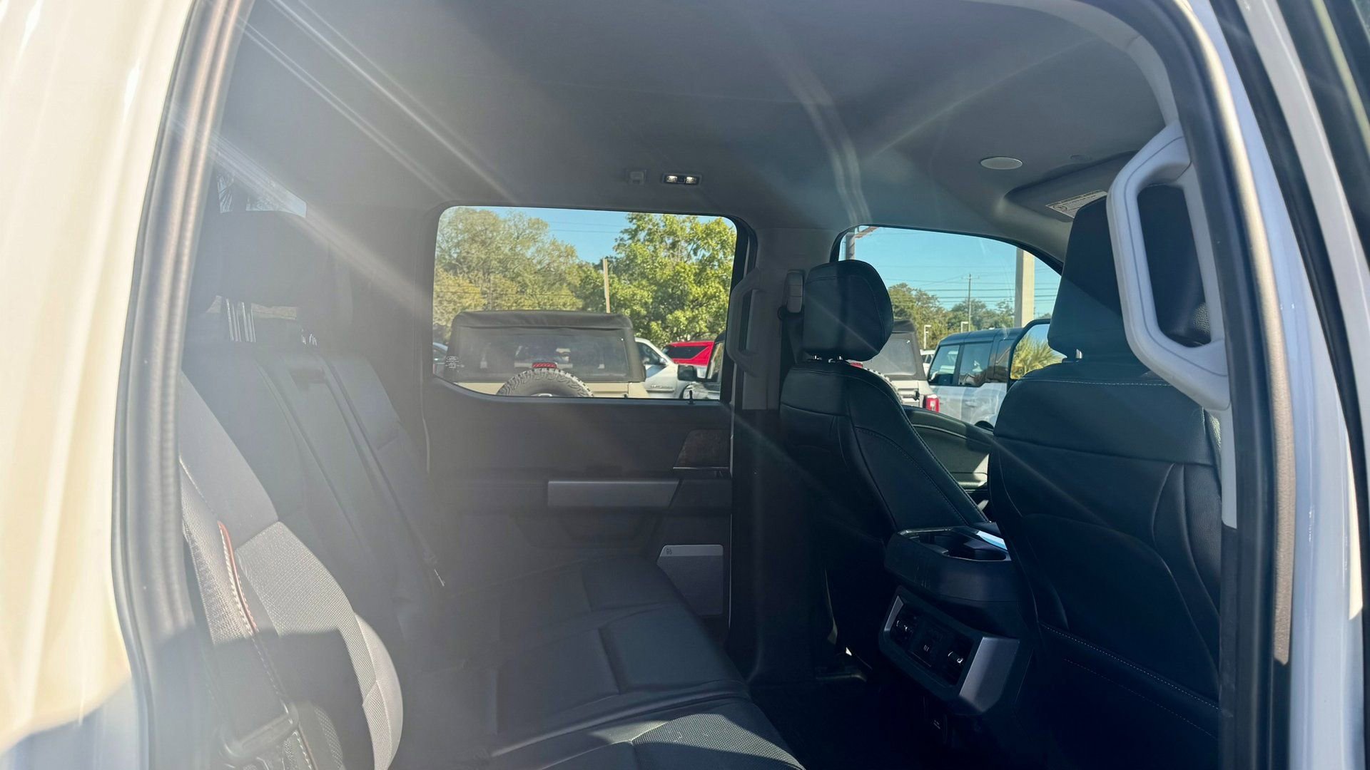 Certified 2024 Ford F250 Lariat w/ Lariat Ultimate Package image 7