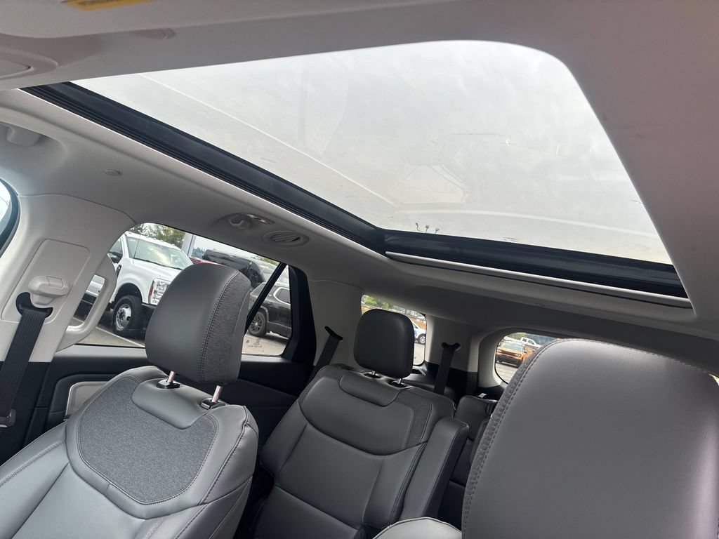 Certified 2026 Ford Explorer Active w/ Active Comfort Package AWD/4WD image 27