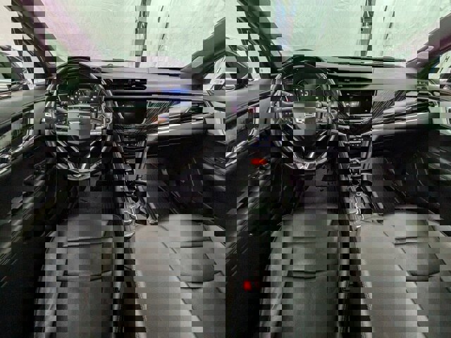 Used 2022 Cadillac XT6 Premium Luxury w/ Technology Package image 10