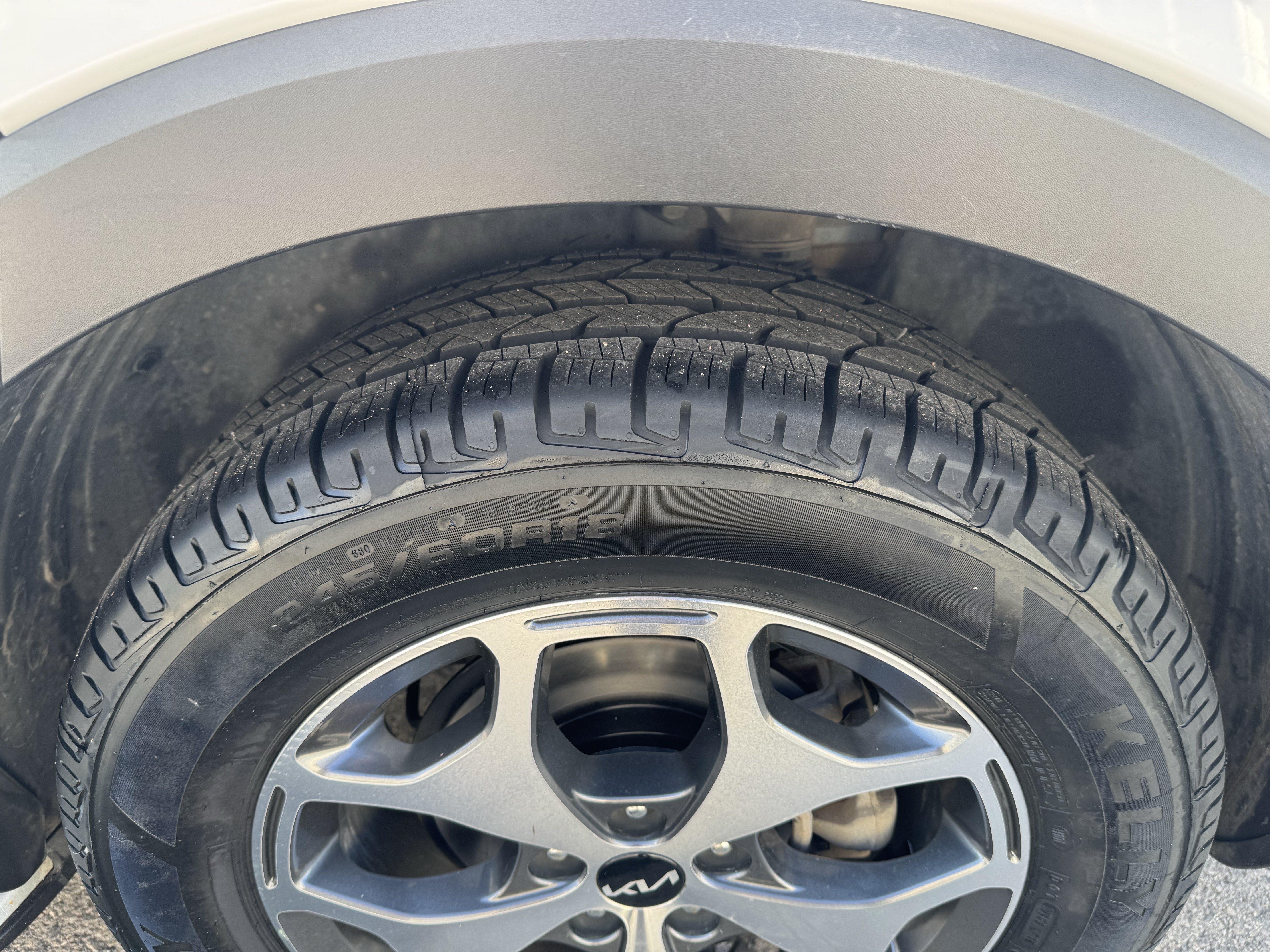 Used 2022 Kia Telluride EX AWD/4WD image 10
