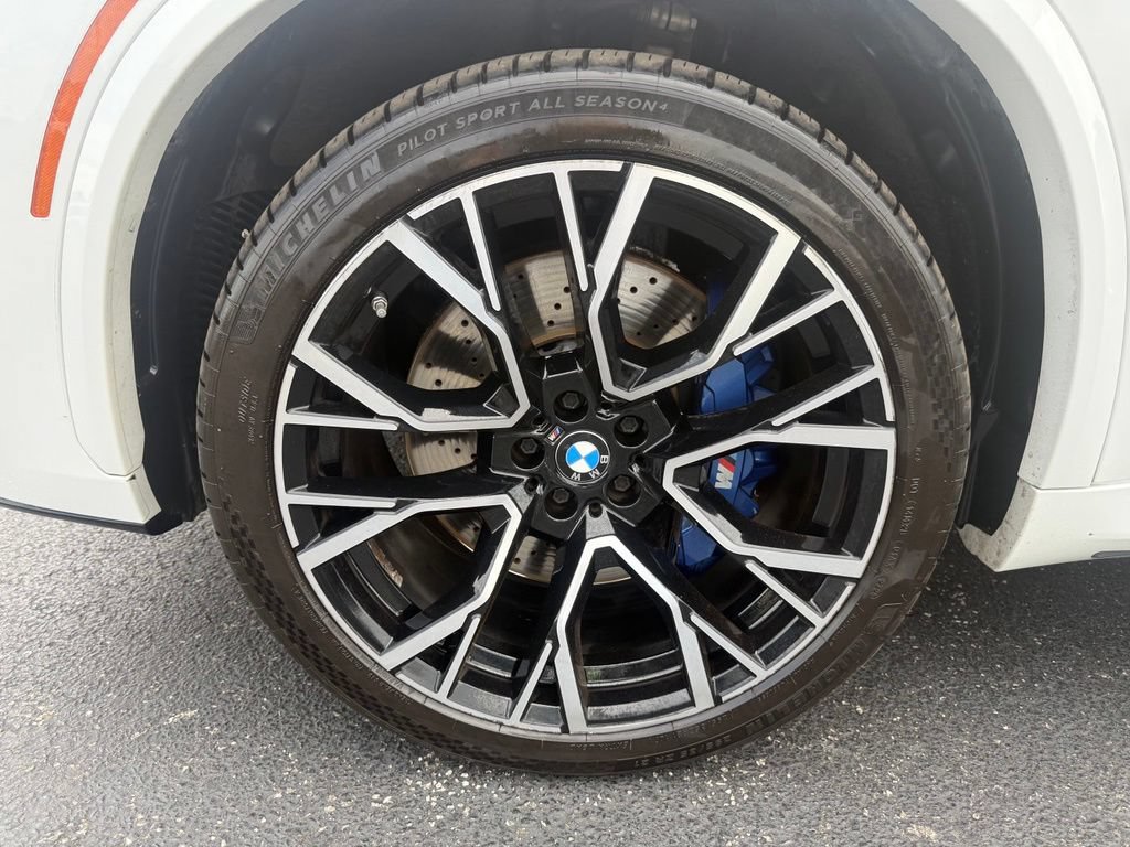 Used 2021 BMW X5 M w/ Executive Package AWD/4WD image 17