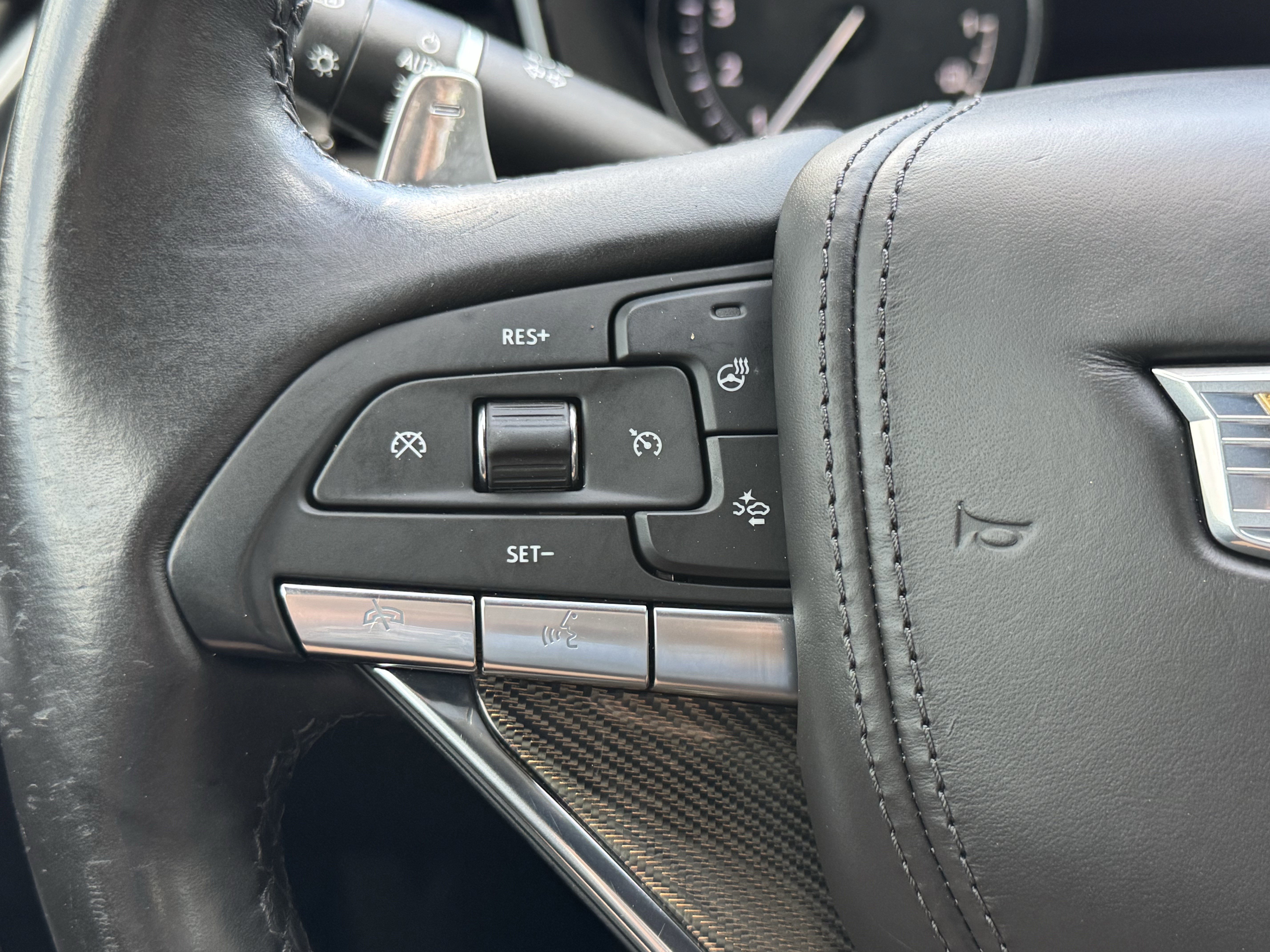 Used 2023 Cadillac XT6 Sport w/ Platinum Package image 15