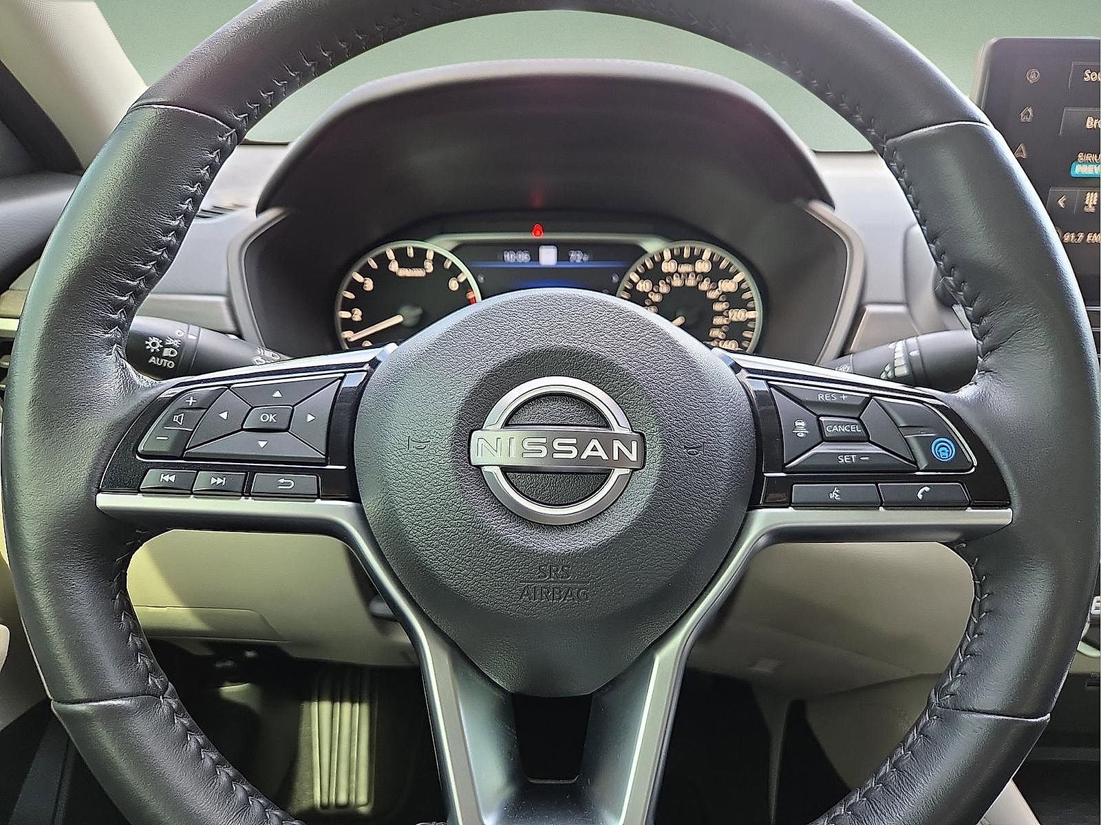 Used 2023 Nissan Altima 2.5 SL AWD/4WD image 24