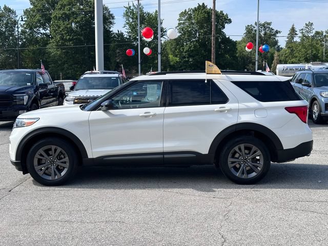Certified 2023 Ford Explorer XLT w/ Equipment Group 202A AWD/4WD image 4