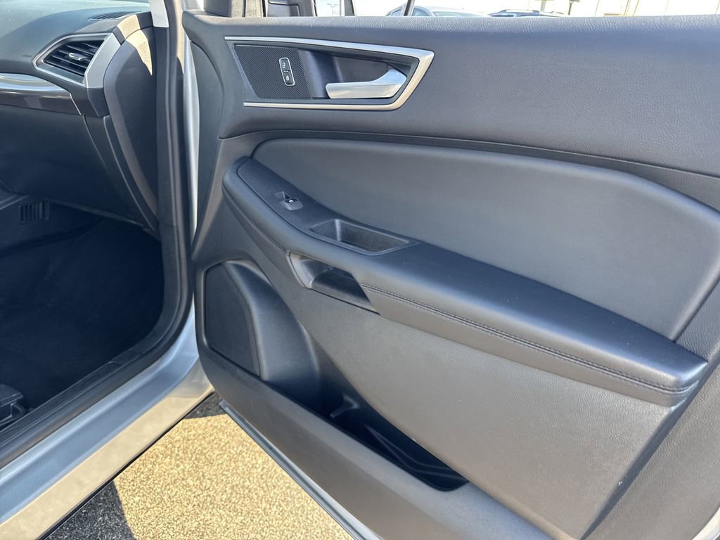 Certified 2024 Ford Edge SEL image 13