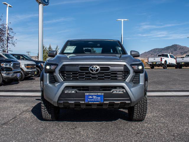 Used 2024 Toyota Tacoma TRD Off-Road AWD/4WD image 2