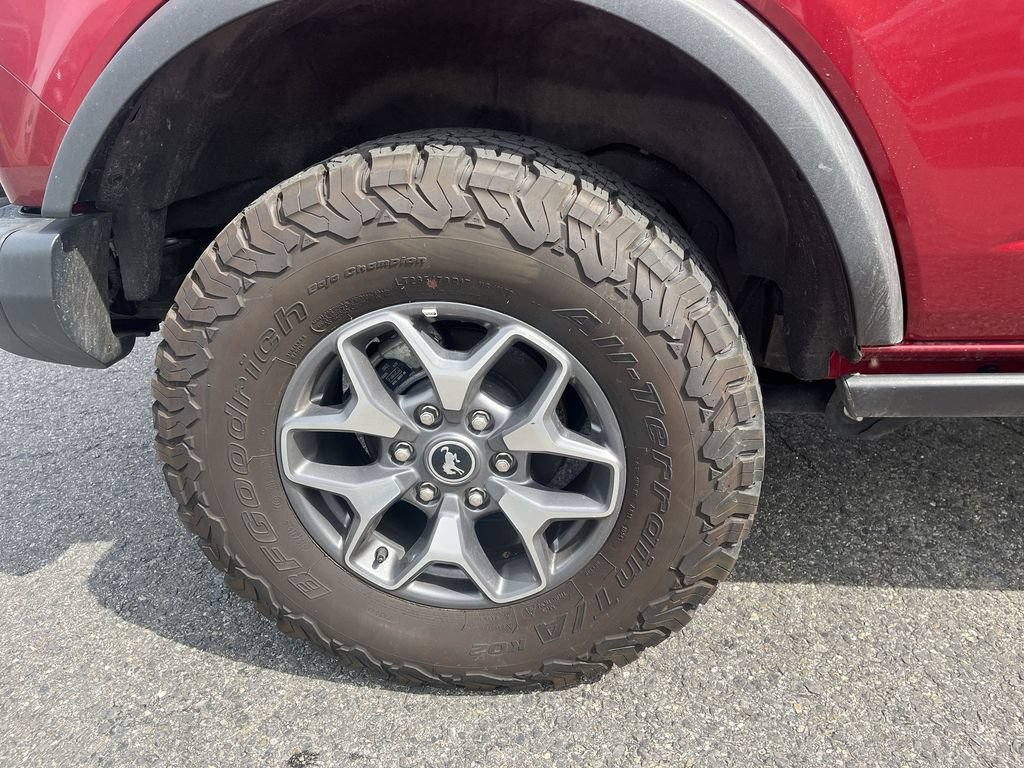 Certified 2025 Ford Bronco Badlands AWD/4WD image 2
