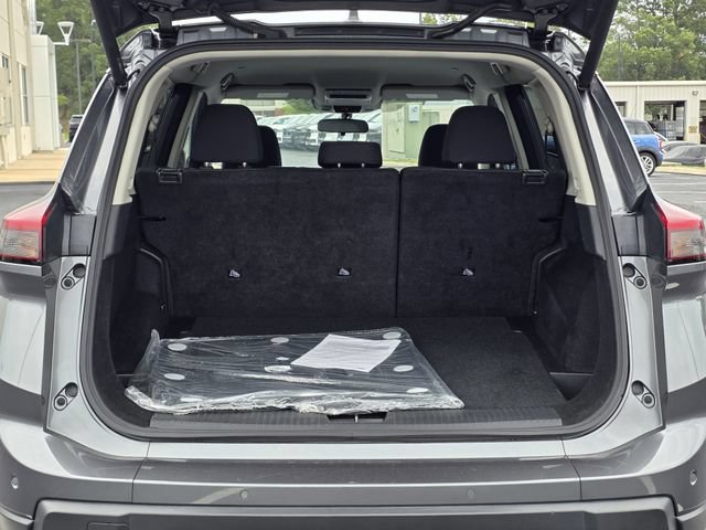 Used 2024 Nissan Rogue SV FWD image 27