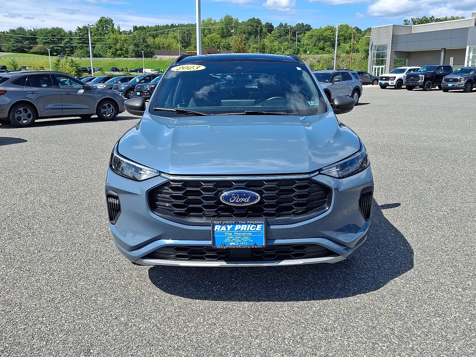 Certified 2023 Ford Escape ST-Line w/ Tech Pack #1 AWD/4WD image 2