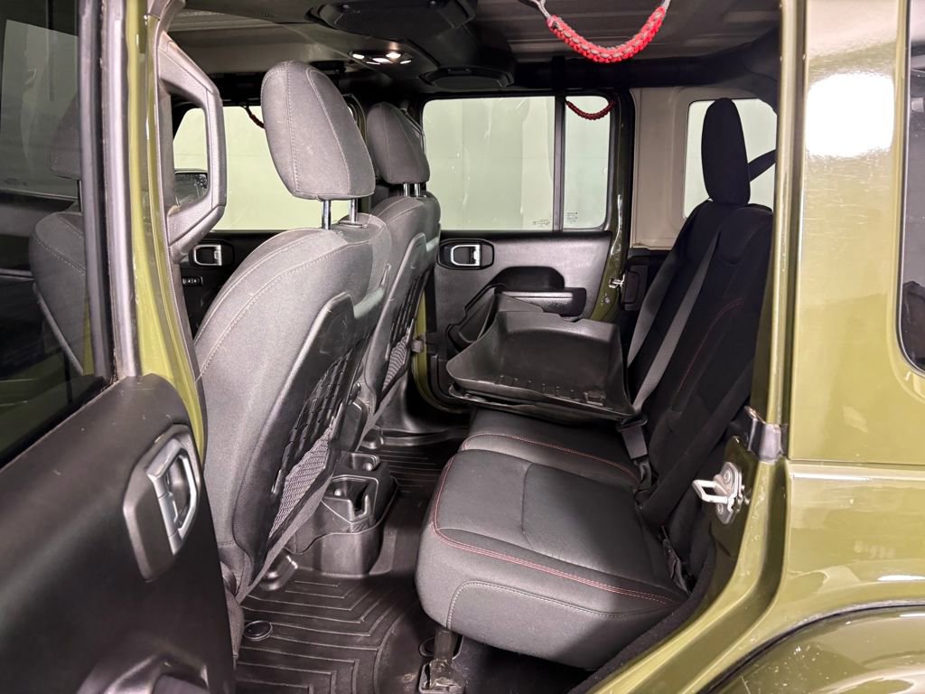 Used 2022 Jeep Wrangler Unlimited Rubicon w/ LED Lighting Group image 29