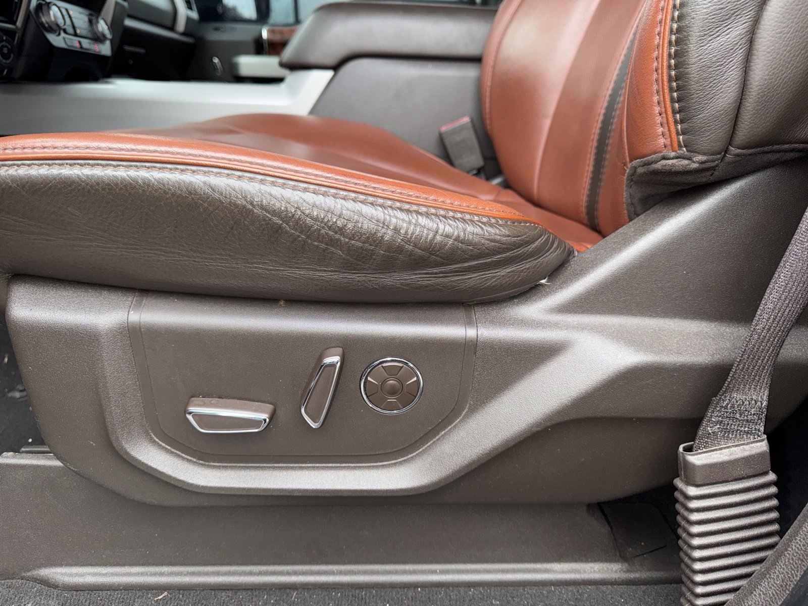 Certified 2020 Ford F250 King Ranch w/ King Ranch Ultimate Package image 38