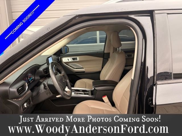 Certified 2022 Ford Explorer Limited w/ Limited Technology Package image 8