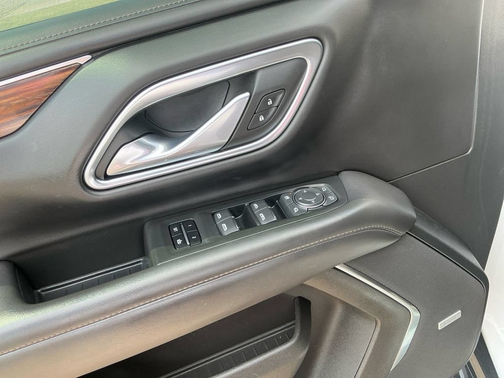 Used 2021 Chevrolet Tahoe High Country AWD/4WD image 16