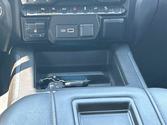 Used 2021 Chevrolet Silverado 1500 LT Trail Boss w/ Convenience Package II AWD/4WD image 17