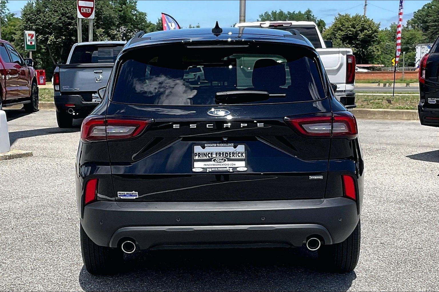 Certified 2025 Ford Escape ST-Line w/ Equipment Group 301A FWD image 4