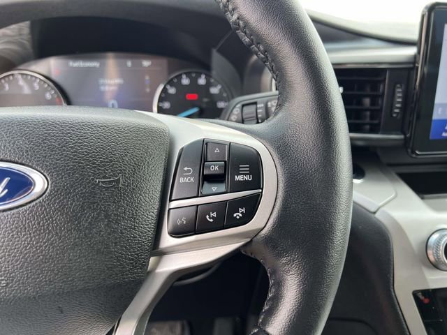 Certified 2022 Ford Explorer XLT w/ Equipment Group 202A AWD/4WD image 18