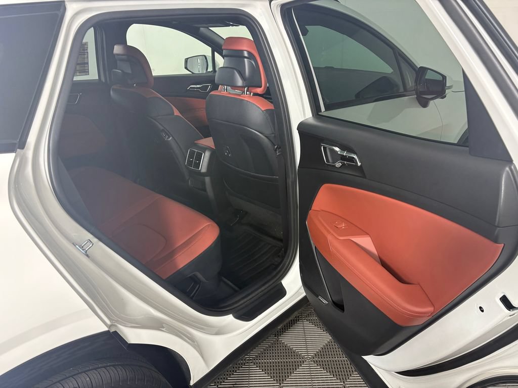 Used 2026 Kia Sportage SX Prestige AWD/4WD image 32