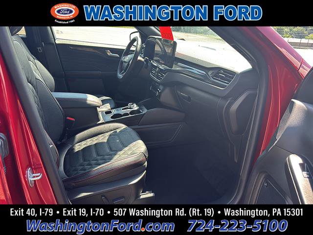 Certified 2023 Ford Escape ST-Line Elite w/ Premium Technology Package AWD/4WD image 20