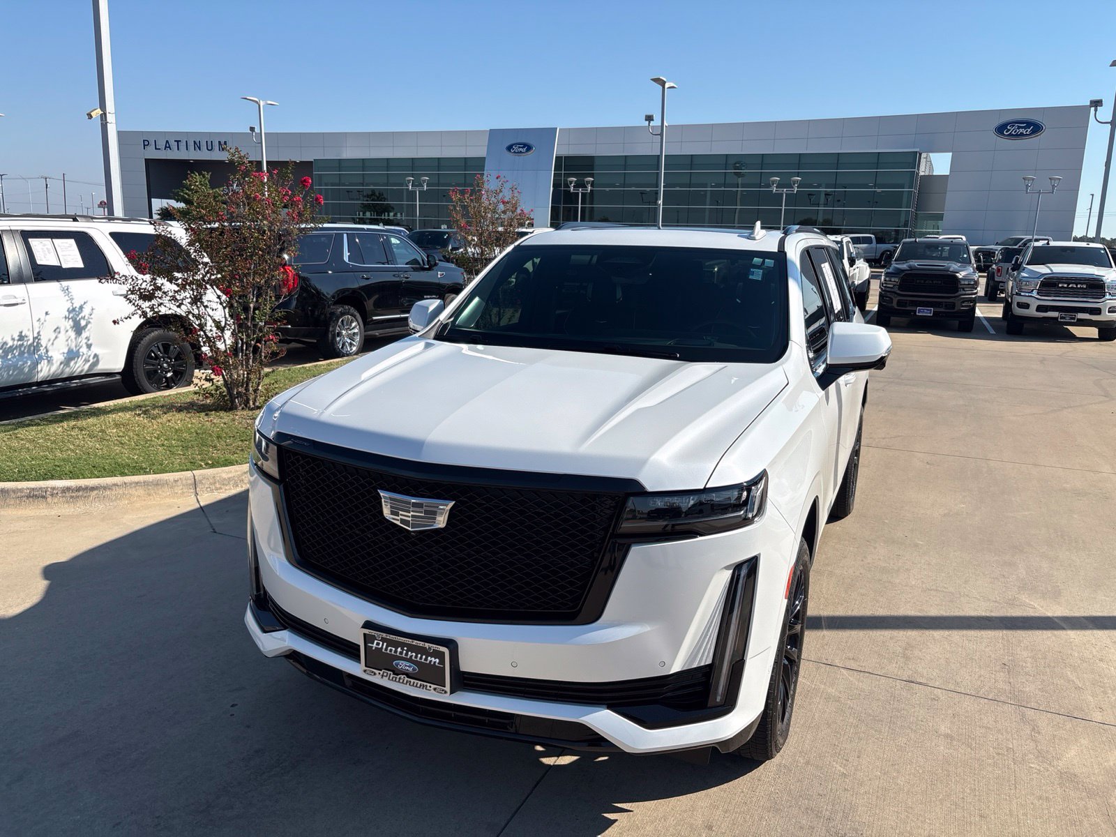 Used 2024 Cadillac Escalade Sport Platinum w/ LPO, ONYX Package AWD/4WD 360° Tour