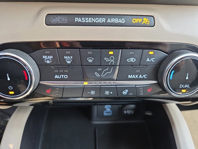 Certified 2022 Ford Escape SEL FWD image 24