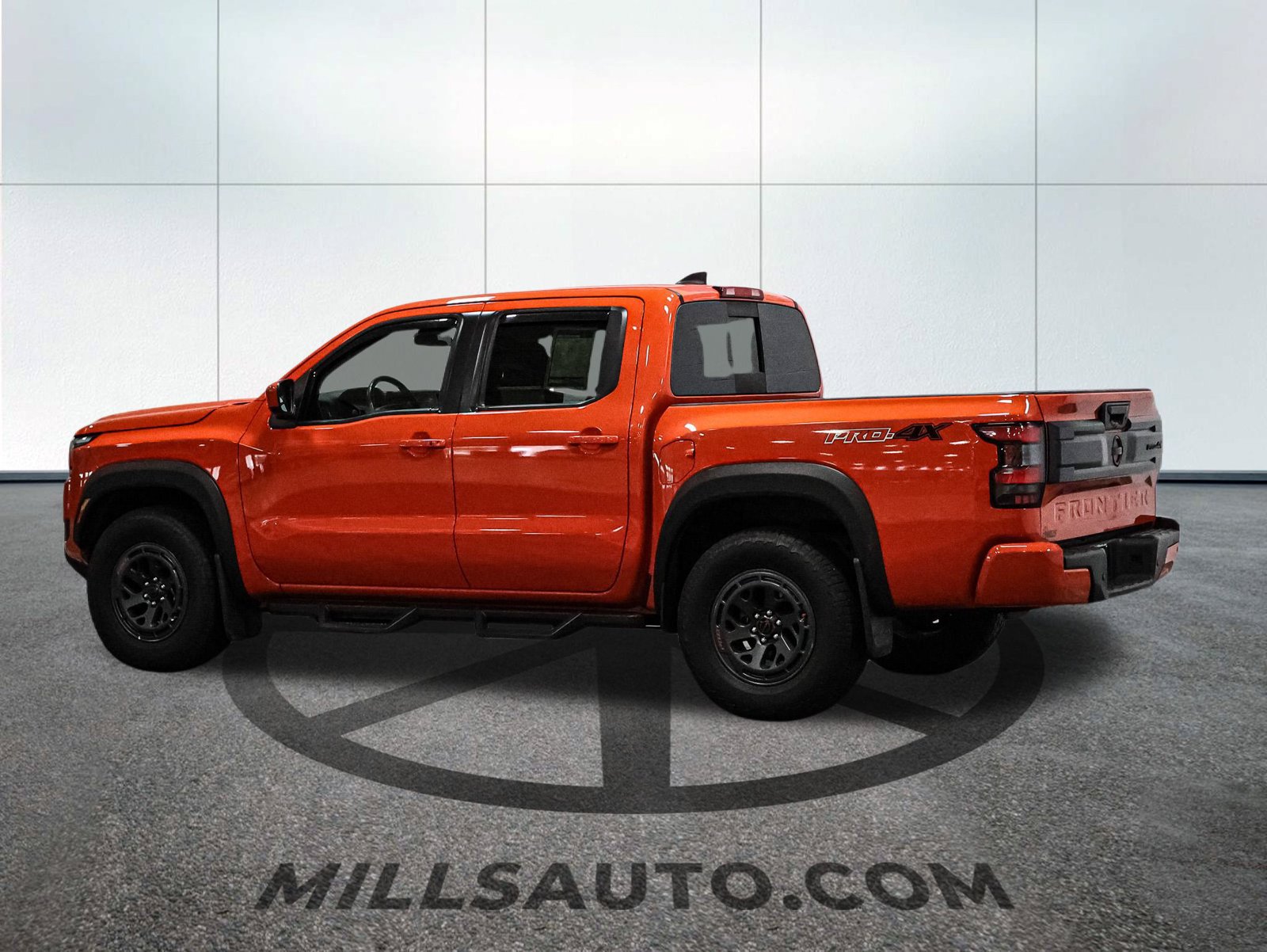 Used 2025 Nissan Frontier PRO-4X w/ Interior Protection Package AWD/4WD image 4