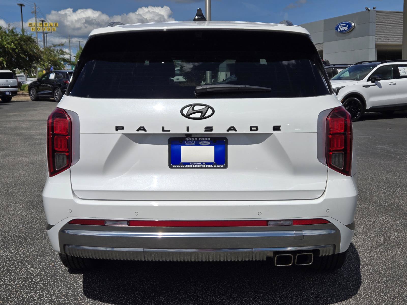 Used 2025 Hyundai Palisade Calligraphy FWD image 9