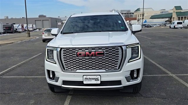 Used 2023 GMC Yukon Denali image 9