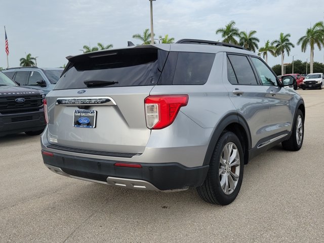 Certified 2023 Ford Explorer XLT w/ Equipment Group 202A RWD image 6