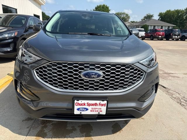 Certified 2024 Ford Edge SEL w/ Convenience Package AWD/4WD image 3
