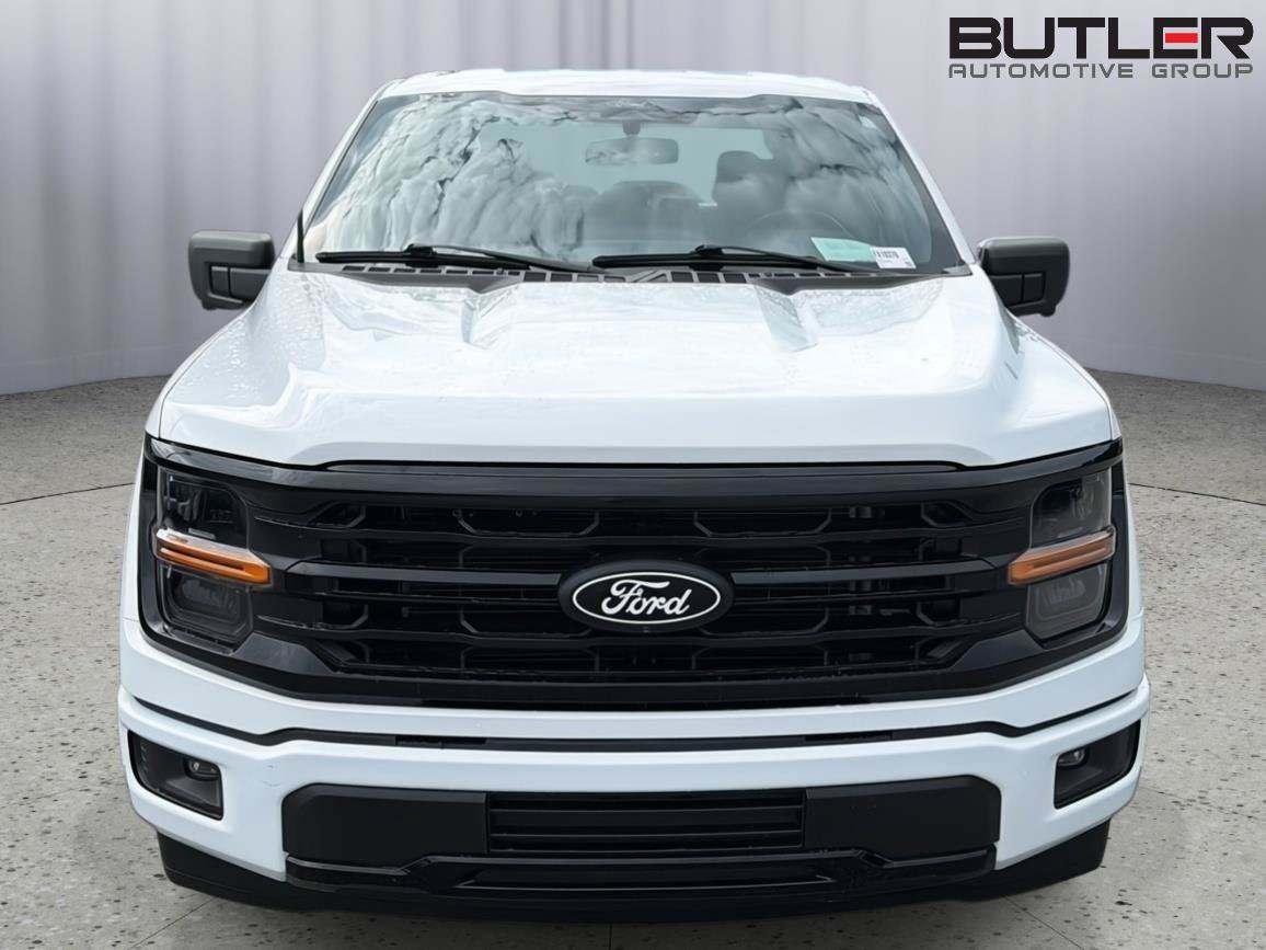 Certified 2024 Ford F150 XLT w/ XLT Black Appearance Package RWD image 9