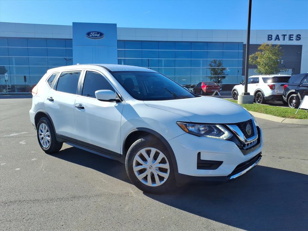 Used 2018 Nissan Rogue S image 7