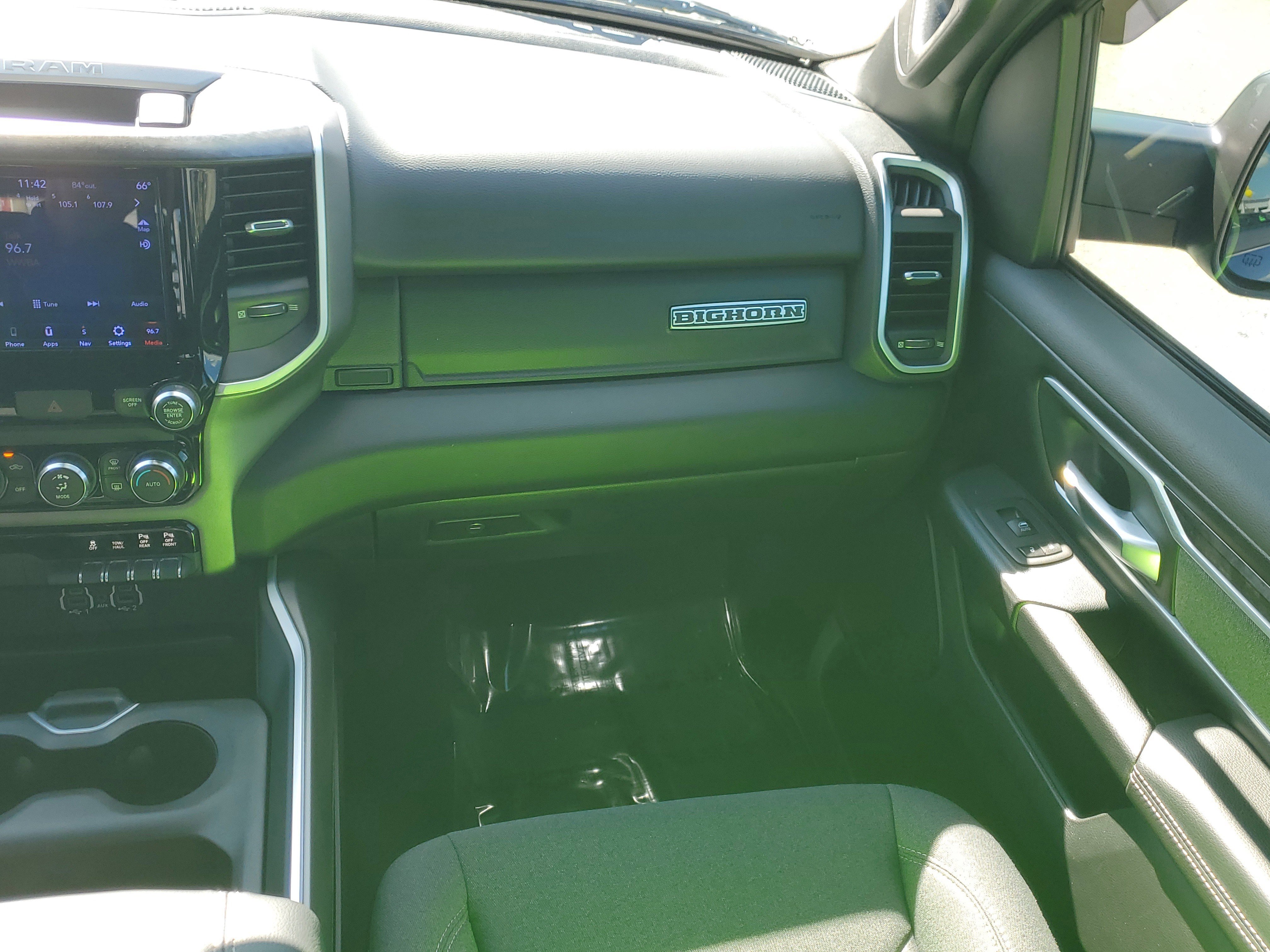 Used 2021 RAM 1500 Big Horn image 17