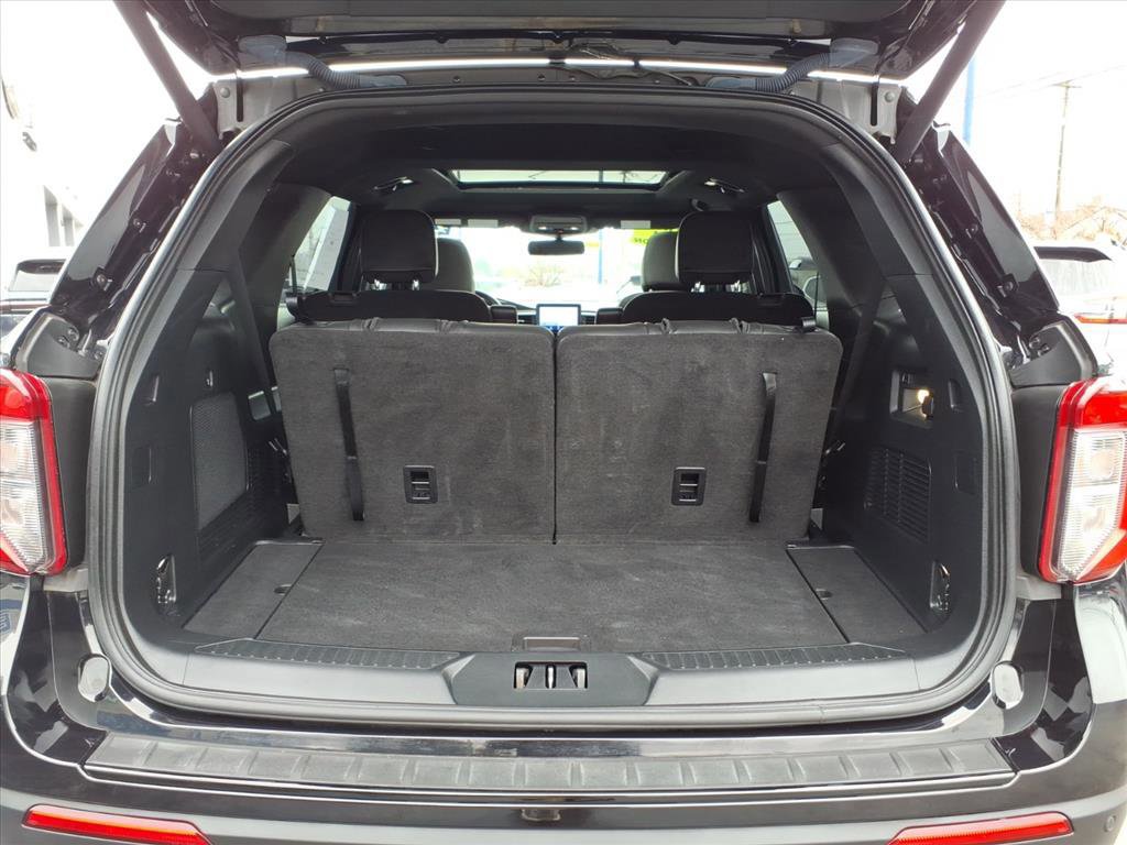 Certified 2022 Ford Explorer ST-Line w/ Class IV Trailer Tow Package image 10