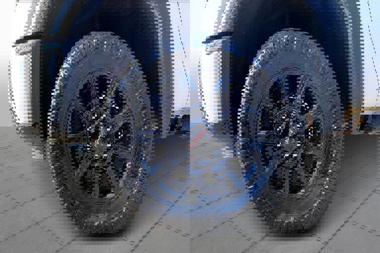 Used 2024 GMC Sierra 2500 AT4 w/ Technology Package image 13