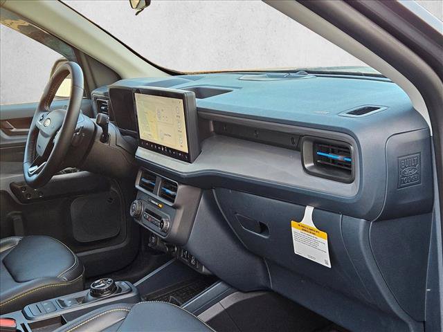 Certified 2025 Ford Maverick Lobo AWD/4WD image 18