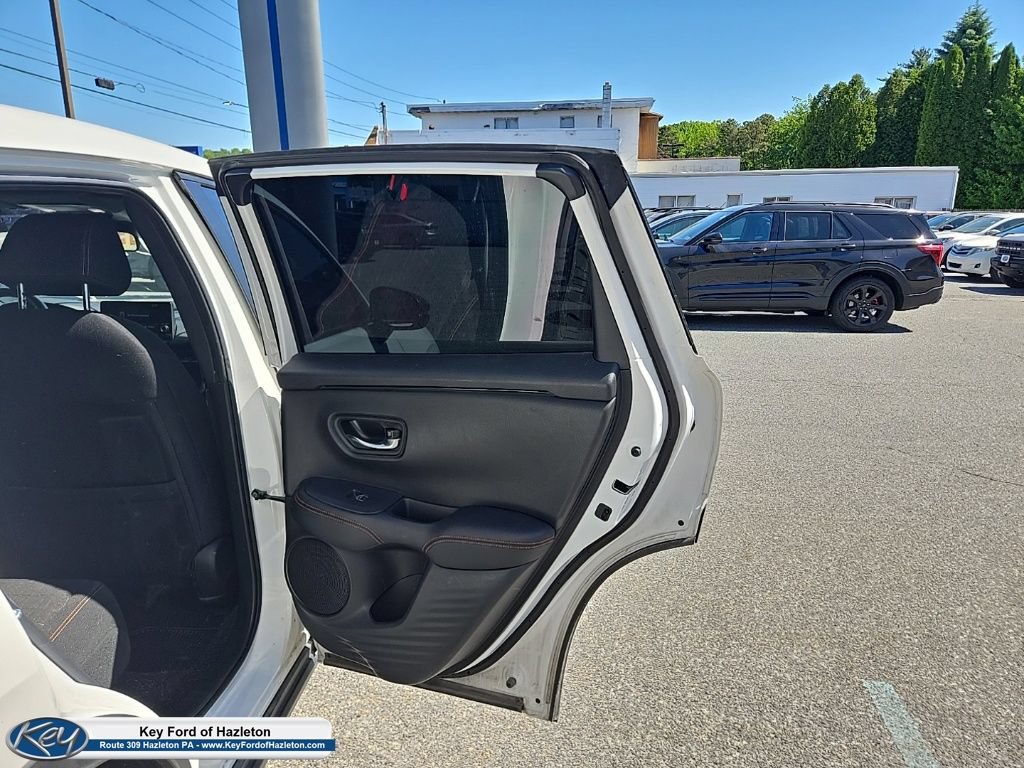 Used 2024 Honda HR-V Sport image 40