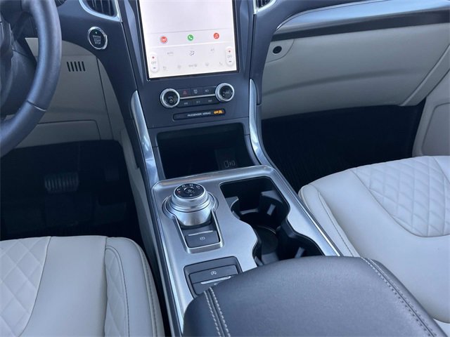 Certified 2023 Ford Edge Titanium w/ Class II Trailer Tow Package image 17