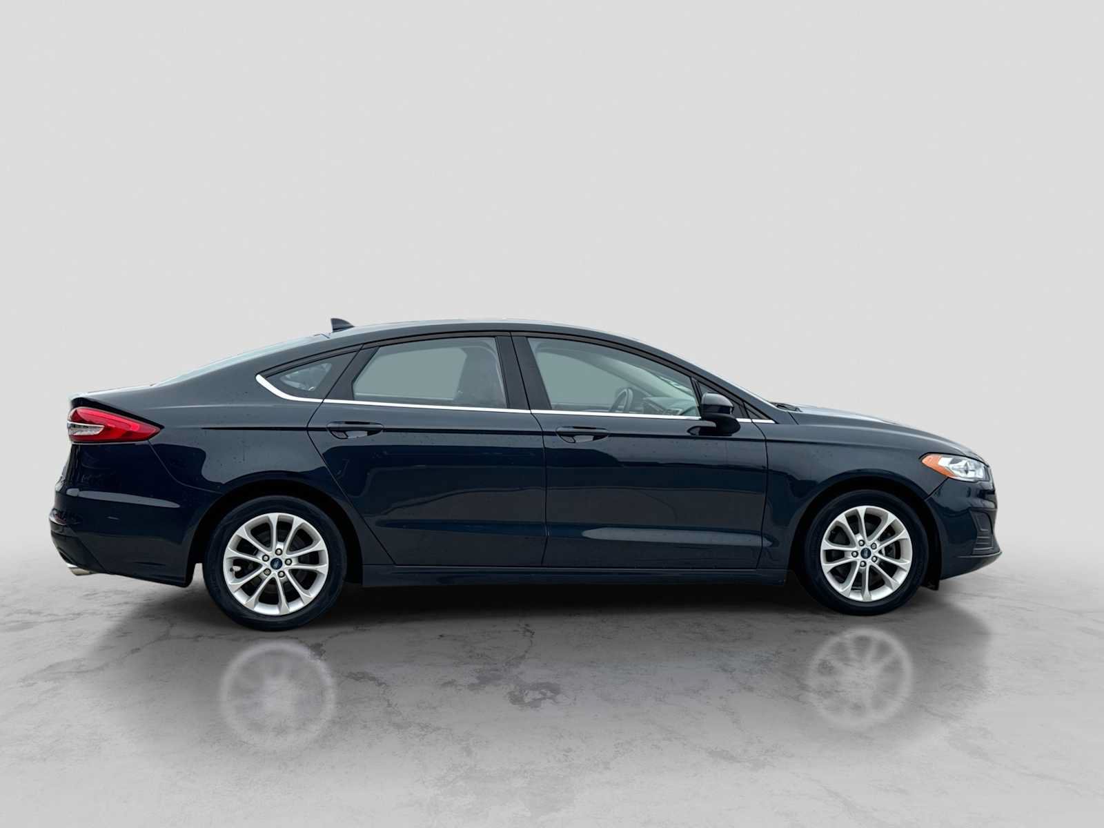 Certified 2020 Ford Fusion SE FWD image 7
