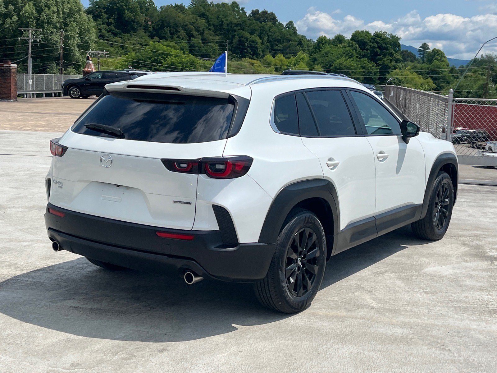 Used 2023 MAZDA CX-50 AWD 2.5 S w/ Cargo Package image 3