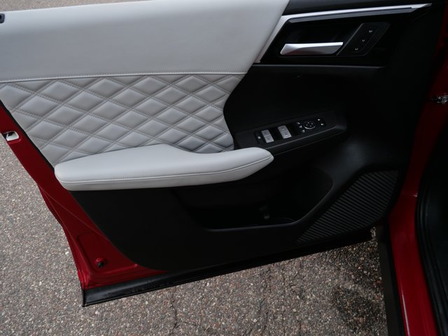 Used 2024 Mitsubishi Outlander SEL AWD/4WD image 12