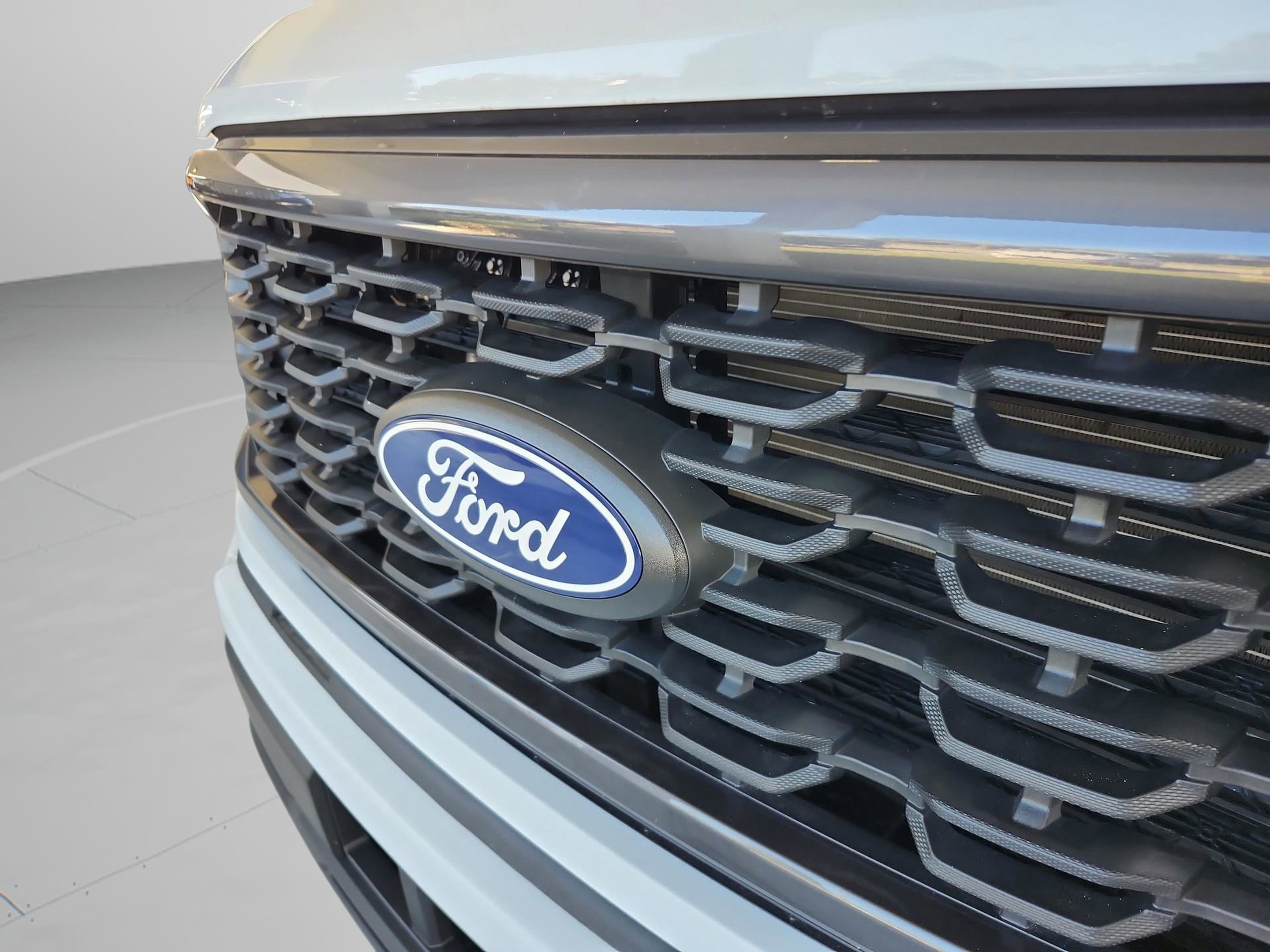 Certified 2025 Ford F150 STX w/ Equipment Group 200A image 22