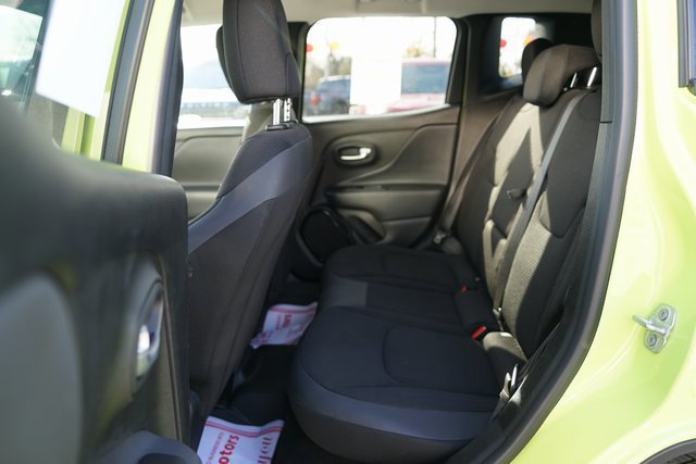 Used 2018 Jeep Renegade Altitude image 8