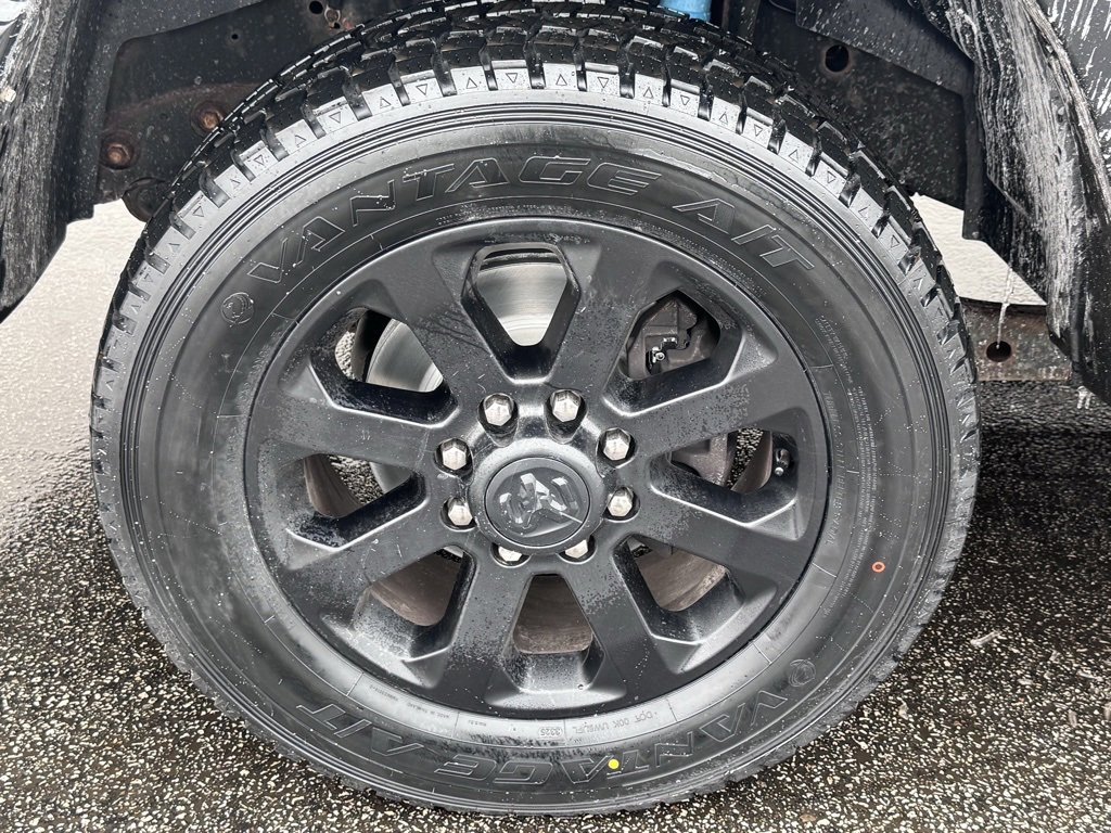 Used 2019 RAM 2500 Big Horn w/ Black Appearance Package image 44