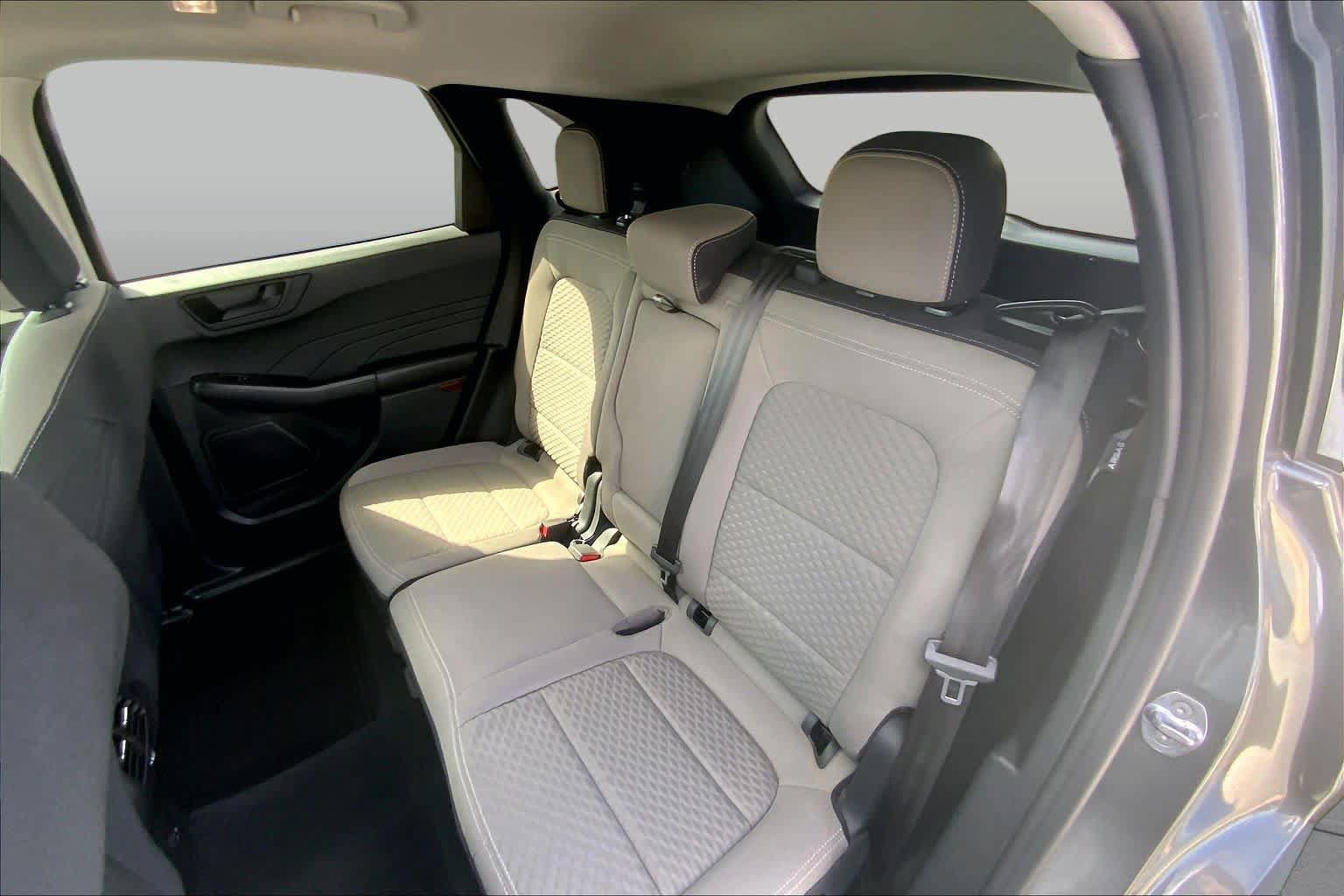 Certified 2022 Ford Escape SE w/ SE Sport Appearance Package FWD image 21