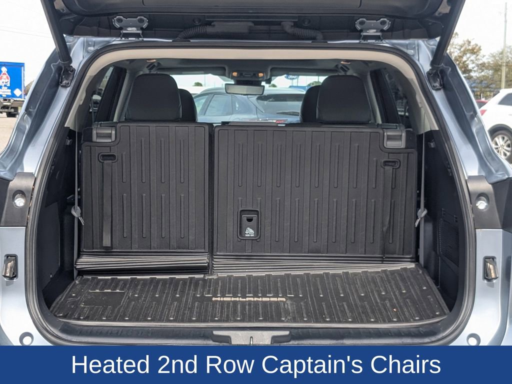 Used 2023 Toyota Highlander Platinum image 12