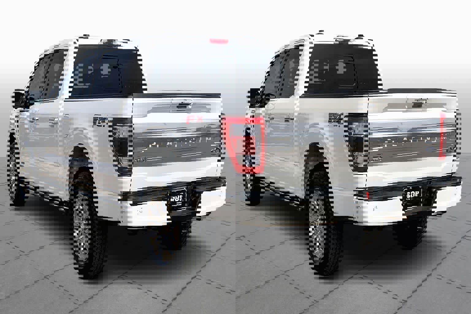 Certified 2023 Ford F150 Platinum w/ Equipment Group 701A High image 4