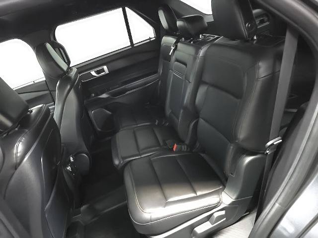 Certified 2020 Ford Explorer XLT w/ Equipment Group 202A AWD/4WD image 37