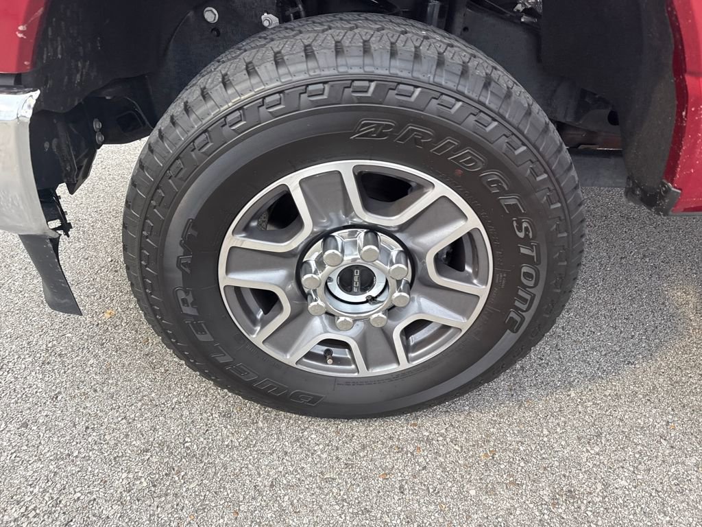 Certified 2026 Ford F350 Lariat w/ FX4 Off-Road Package image 19