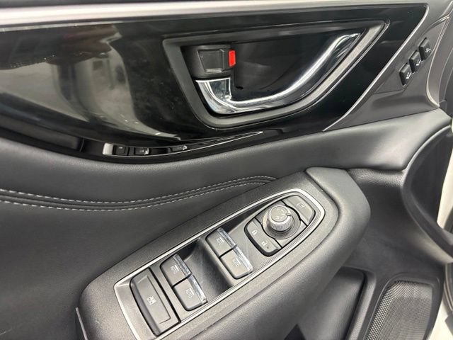 Used 2025 Subaru Outback Touring XT AWD/4WD image 6